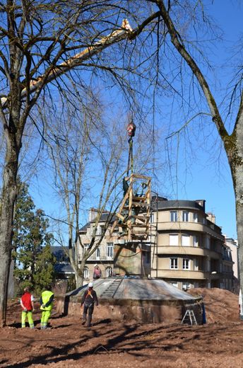 Rodez : les statues du jardin public déménagent