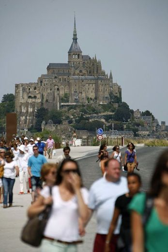 Les touristes en visite le 11 août 2012 au Mont-Saint-Michel