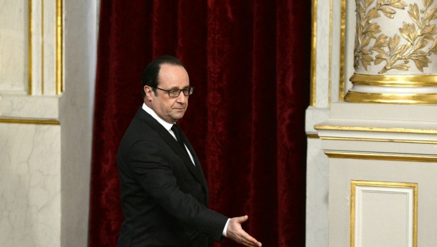 Le président Francois Hollande le 5 avril 2016 au palais de l'Elysée à Paris