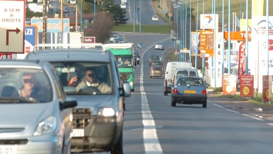 Près de  95% des Aveyronnais ne se disent pas favorables à la limitation de la vitesse à 80km/h sur le réseau routier secondaire.