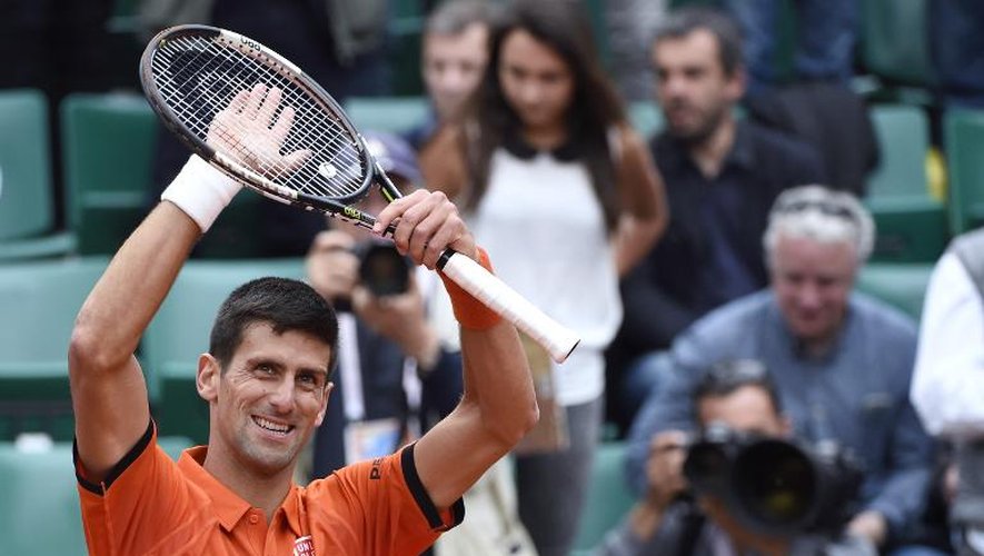 Le Serbe Novak Djokovic vainqueur du Luxembourgeois Gilles Muller, le 28 mai 2015 à Roland-Garros