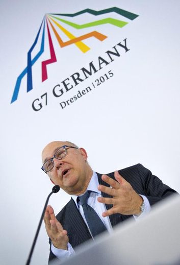 Le ministre français des Finances Michel Sapin lors du G7 finance à Dresde le 29 mai 2015