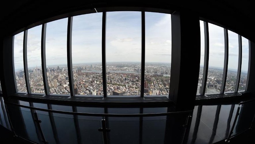 Une vue sur Manhattan depuis le nouvel observatoire du World Trade Center à New York, le 20 mai 2015