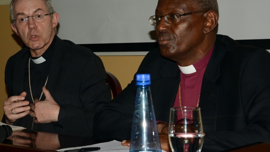 L'archevêque de Canterbury, Justin Welby (g), le 5 mars 2016 à Bujumbura