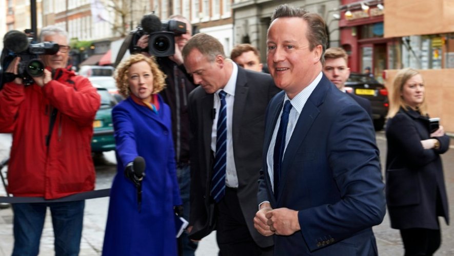 David Cameron à son arrivée à une réunion des délégués du parti conservateur le 9 avril 2016 à Londres