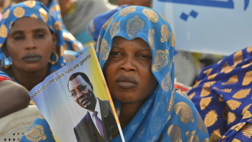 Des partisans du président sortant Idriss Deby lors d'un meeting électoral le 8 avril 2016 à Ndjamena