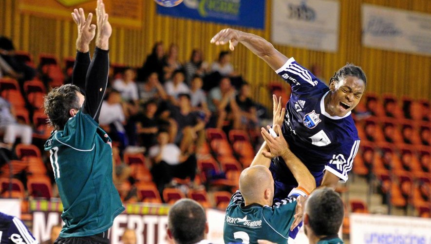 Le Roc Aveyron handball voit s’envoler Yannick Cham.