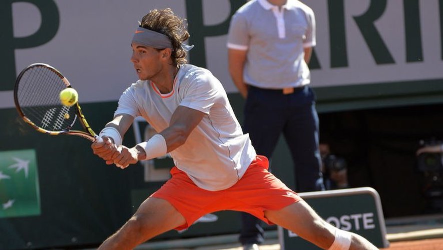 Rafael Nadal lors de la demi-finale de Roland-Garros contre Novak Djokovic le 7 juin 2013