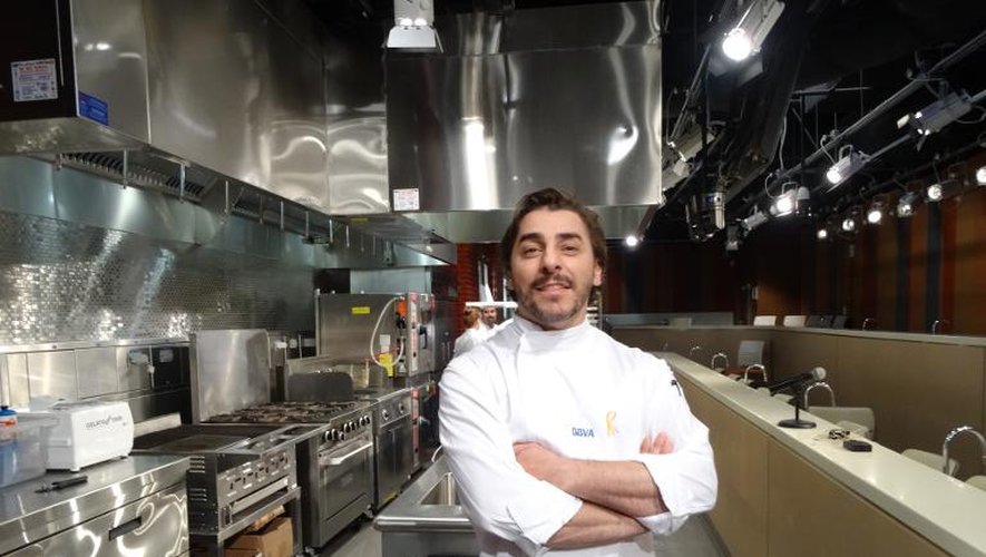 Le chef espagnol Jordi Roca donne un cours de cuisine, à Miami, le 29 avril 2015