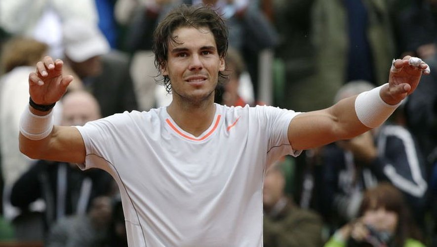Rafael Nadal après avoir remporté le tournoi de Roland Garros contre David Ferrer le 9 juin 2013 à Paris
