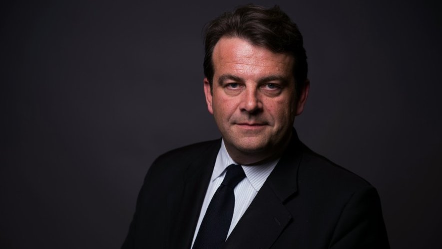 Thierry Solère, député Les Républicains, pose le 23 mars 2016 à Paris