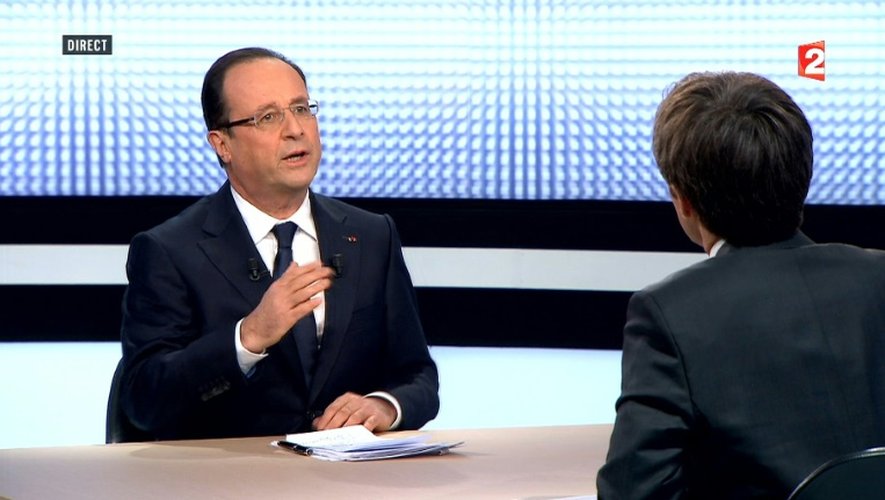 Capture d'écran du passage télévisé sur la chaîne France 2 du président français François Hollande, le 28 mars 2013 à Paris
