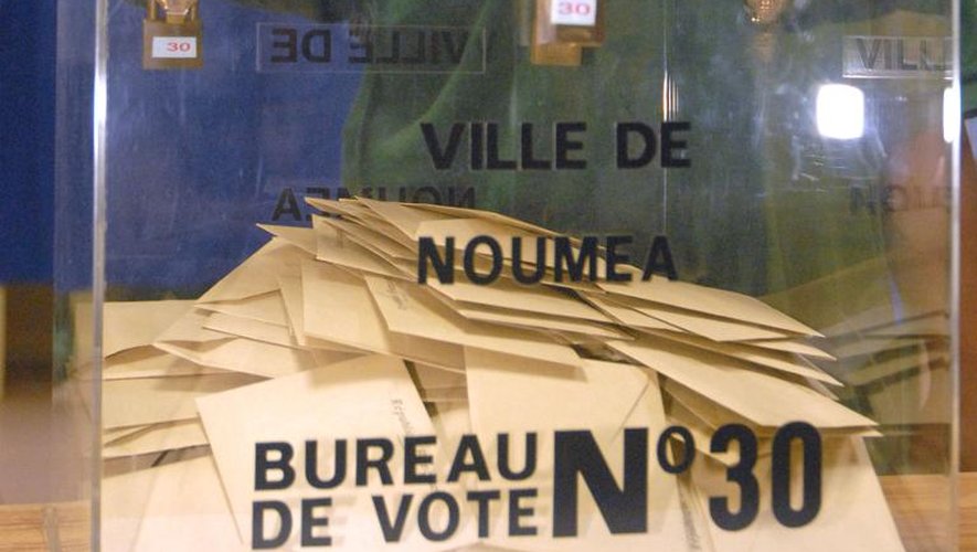 Une urne de vote, le 10 juin 2007 à Nouméa