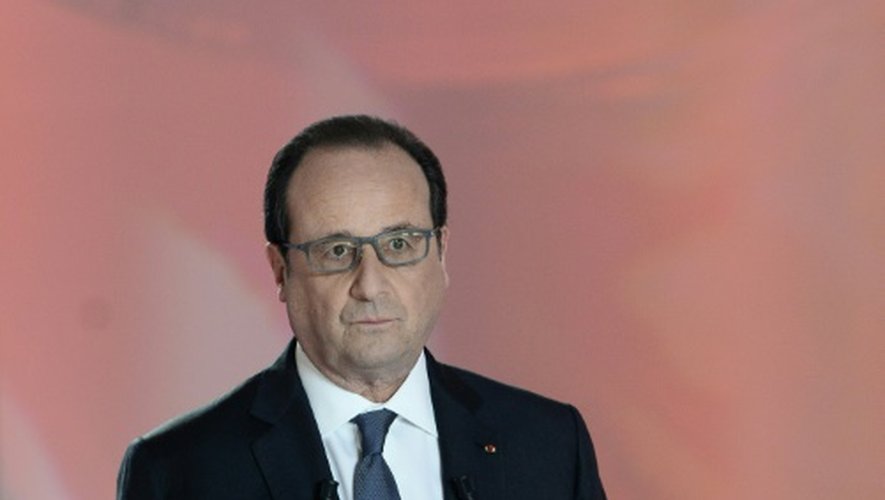 François Hollande lors de sa prestation télévisée sur France 2 le 14 avril 2016 à Paris