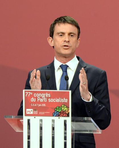 Manuel Valls lors de son discours au congrès du PS le 6 juin 2015 à Poitiers
