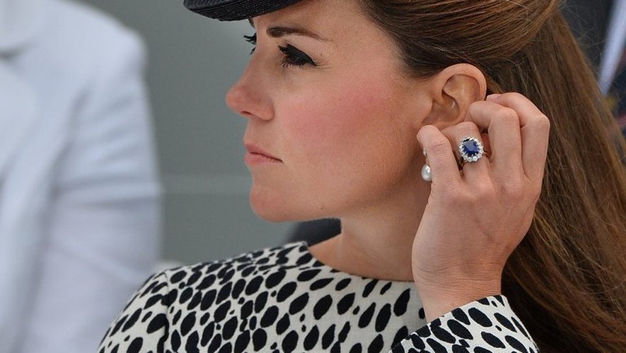 L'épouse du prince William, Kate, participe à une cérémonie à Southampton, le 13 juin 2013