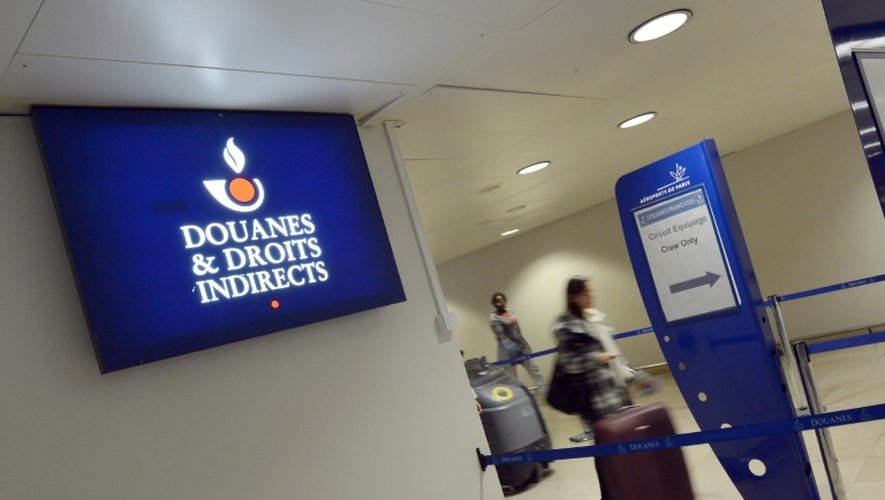 Bureau des douanes le 28 décembre 2012 à l'aéroport d'Orly