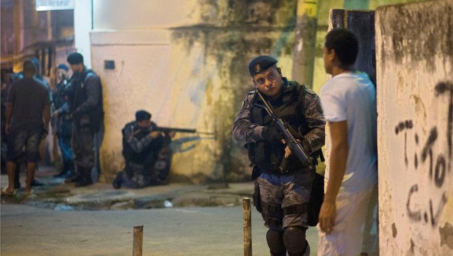 Opération de "pacification" d'une favela de Rio, le 13 mars 2014