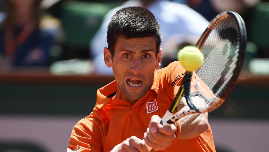 Novak Djokovic lors de la demi-finale l'opposant à Andy Murray le 6 juin 2015 à Roland Garros