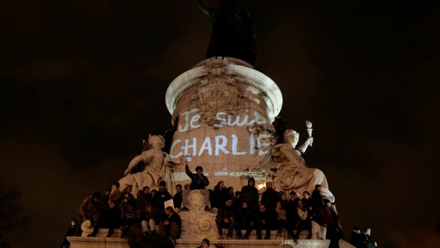 Après l'attentat qui a visé le journal satirique, la République est "Charlie", le 7 janvier 2015