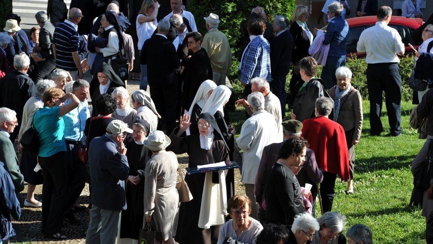 Religion: Rodez dit adieu aux sœurs carmélites