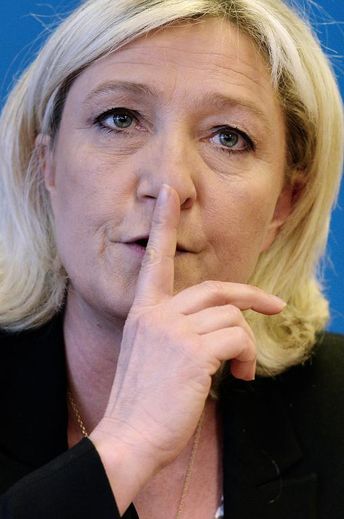 La présidente du FN, Marine Le Pen, le 25 mars 2014 à Nanterre
