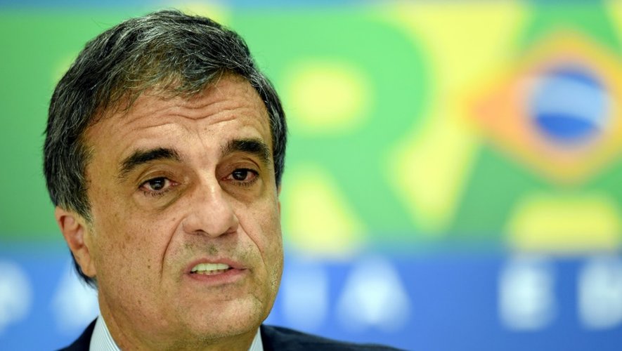 José Eduardo, l'avocat général de l'Etat, et défenseur de Dilma Rousseff, José Eduardo Cardozo, lors d'une conférence de presse le 18 avril 2016 à Brasilia