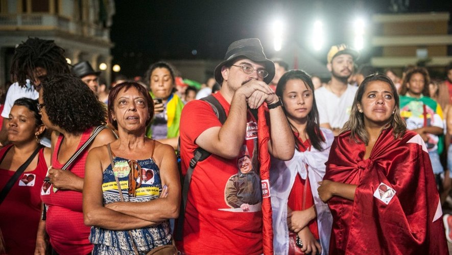 Les partisans de Dilma Rousseff le 17 avril 2016 à Belo Horizonte