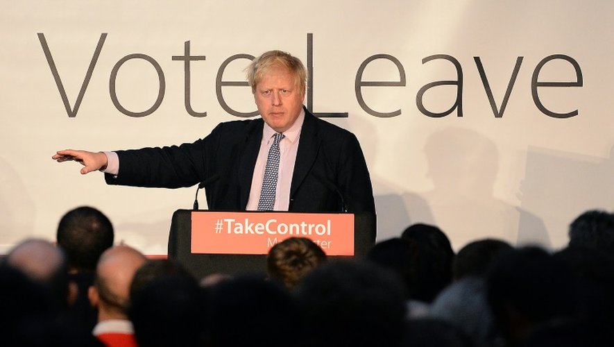 Le maire conservateur de Londres Boris Johnson en campagne à Manchester pour la sortie de l'UE, le 15 avril 2016