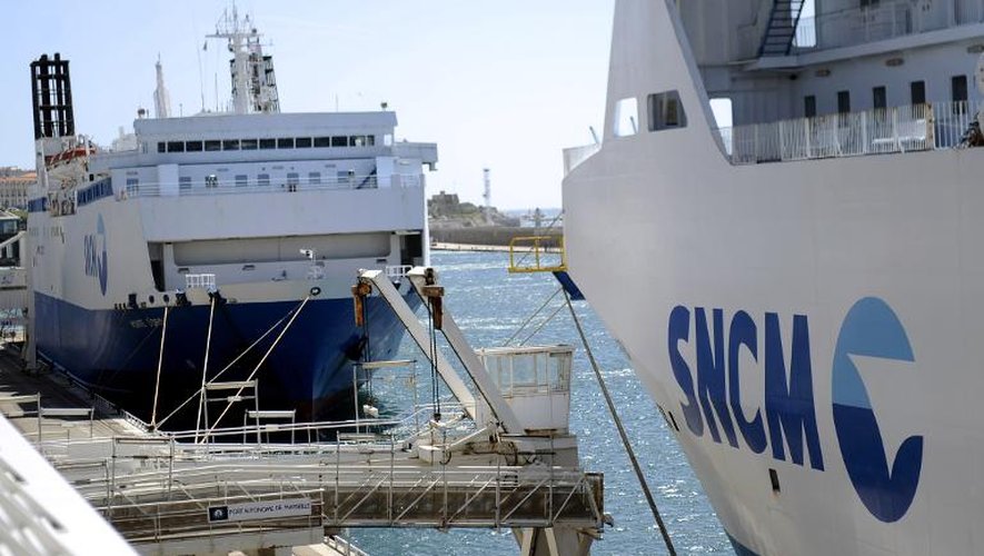 Des navires de la SNCM amarrés le 20 mai 2015 dans le port de Marseille