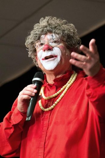 Le clown Barry Lubin lors de la  conférence annuelle de l'Association mondiale des clowns  le 28 mars 2014 à Northbrook près de Chicago