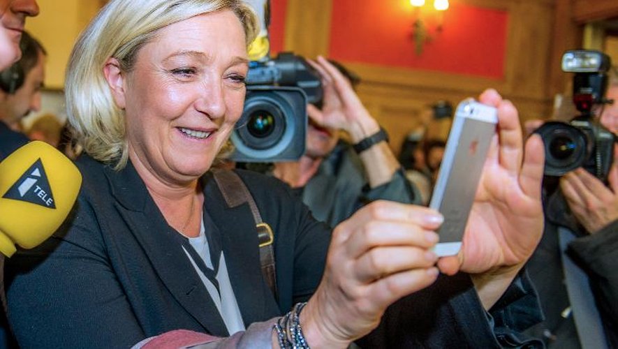 La présidente du Front national Marine Le Pen, le 30 mars 2014 à Hénin-Beaumont