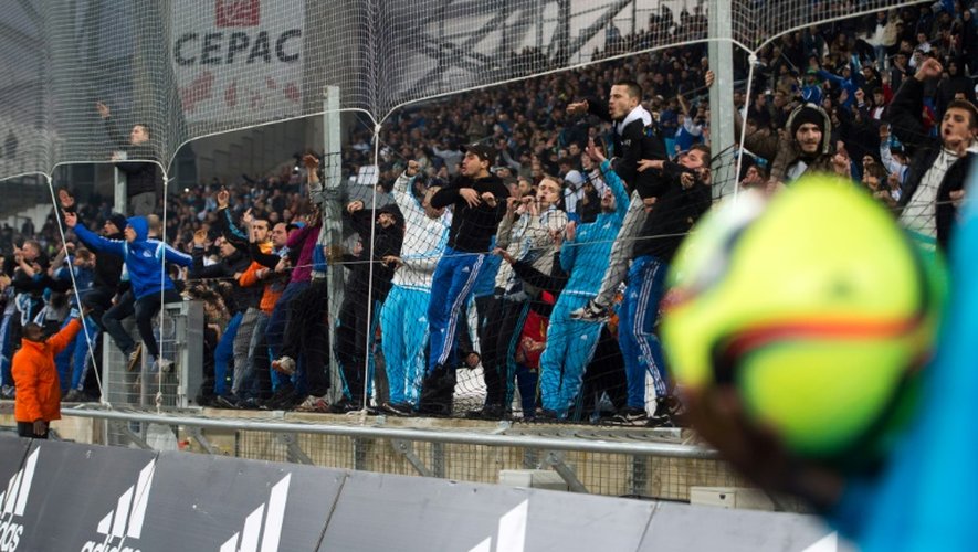 Des supporteurs de l'OM, le 18 mars 2016 au Vélodrome lors du match face à Rennes