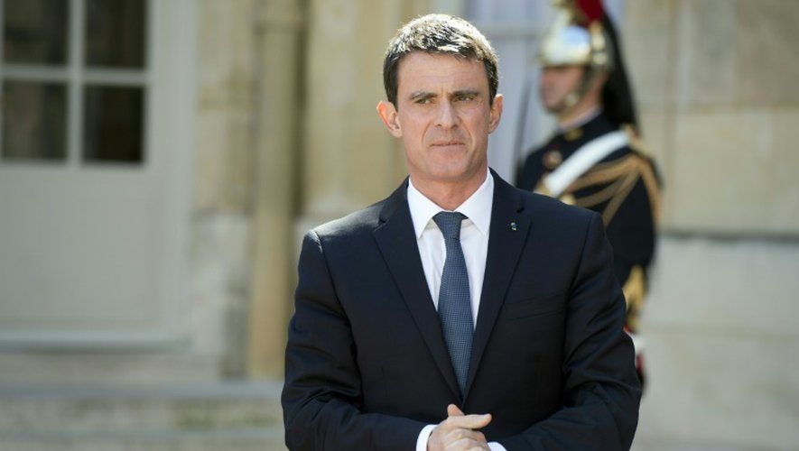 Le Premier ministre français Manuel Valls à  Matignon à Paris,  le 18 avril 2016