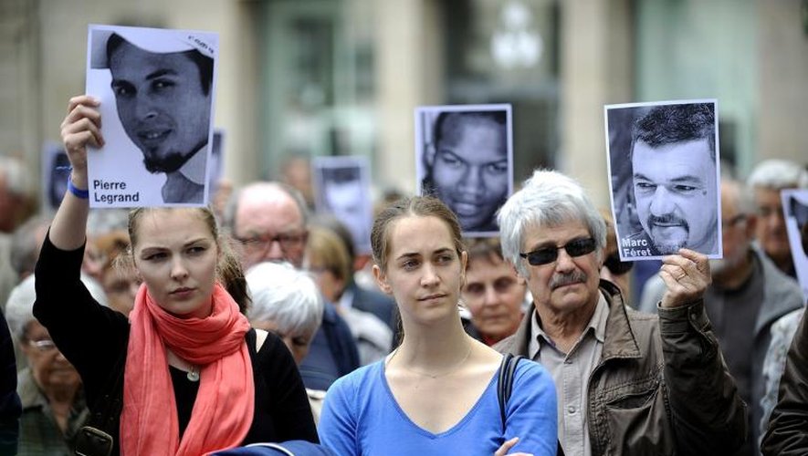 Des proches de l'otage Pierre Legrand manifestent le 1er juin 2013 à Nantes