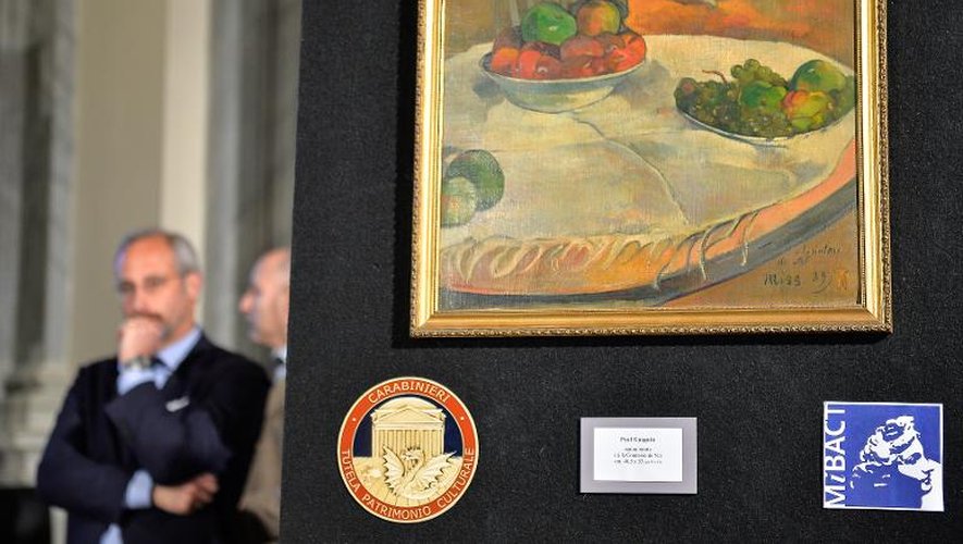 Le tableau de Gaugin "Fruits sur une table ou nature au petit chien", volé à Londres, et retrouvé en Italie, à Florence le 2 avril 2014