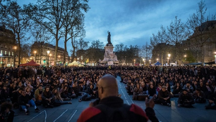 Rassemblement du mouvement Nuit Debout, place de la République à Paris le 20 avril 2016