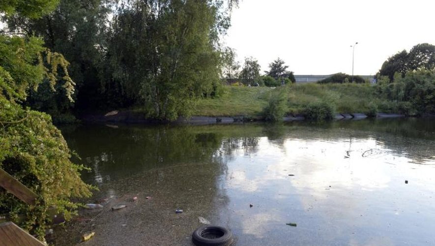 L'étang de Saint-Ouen-l'Aumône (Val-d'Oise) où quatre enfants sont tombés, le 22 juin 2013