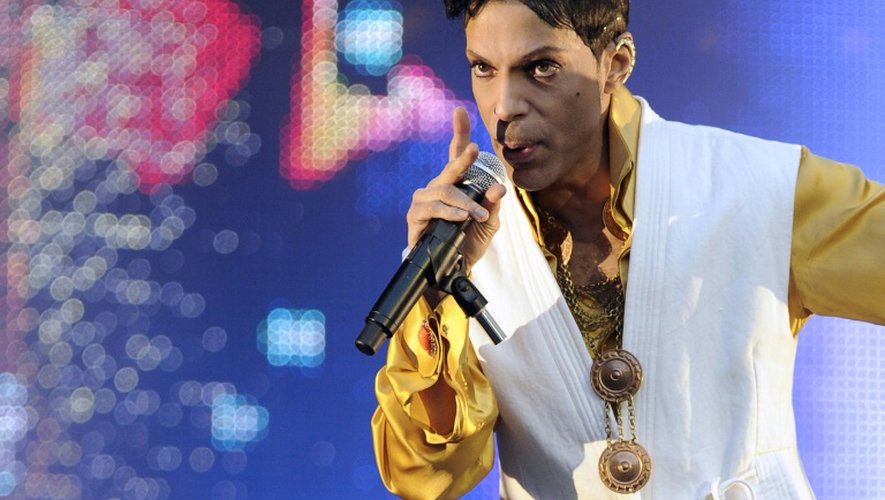 Le chanteur Prince le 30 juin 2011 au Stade de France à Saint-Denis
