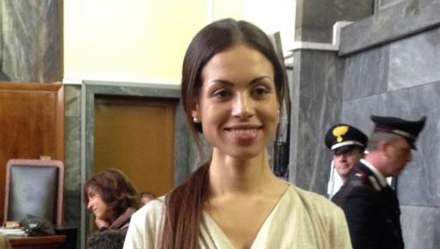 La  jeune Marocaine Karima El Mahroug, alias "Ruby la voleuse de coeurs", le 24 mai 2013 au tribunal de Milan