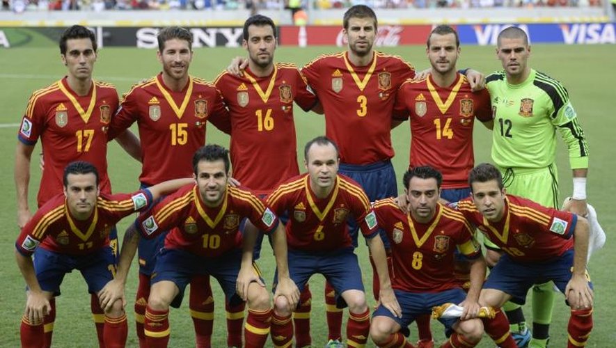 L'équipe d'Espagne avant le match contre le Nigeria le 23 juin 2013 à Fortaleza.