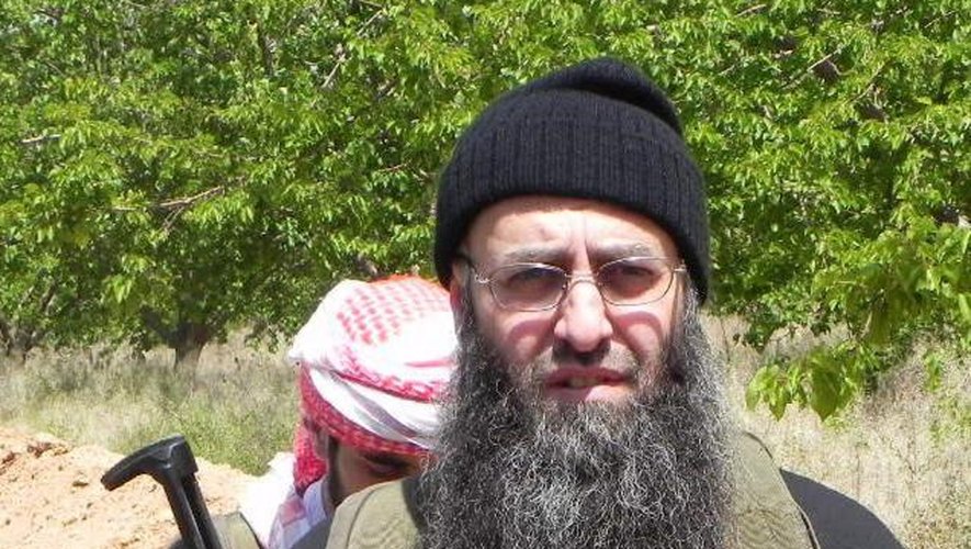 Le cheikh Ahmad al-Assir photographié le 1er mai 2013 en Syrie, près de la frontière libanaise