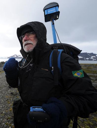 Antonio Batista Pereira, 65 ans, biologiste brésilien qui coordonne un groupe de chercheurs brésiliens en Antarctique, photographié le 10 mars 2014