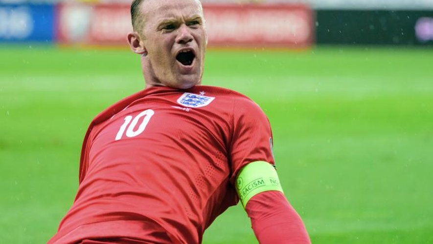 Wayne Rooney après avoir donné la victoire à l'Angleterre face à la Slovénie, le 14 juin 2015 à Ljubljana