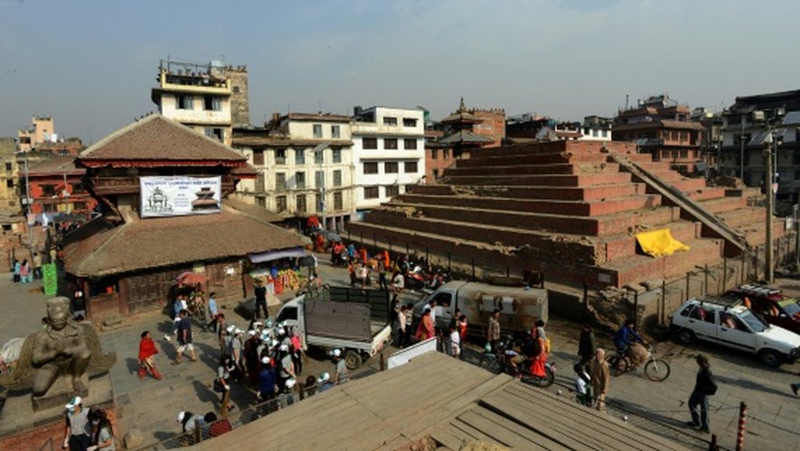 Un an après, le Népal rend hommage aux 9.000 victimes du séisme