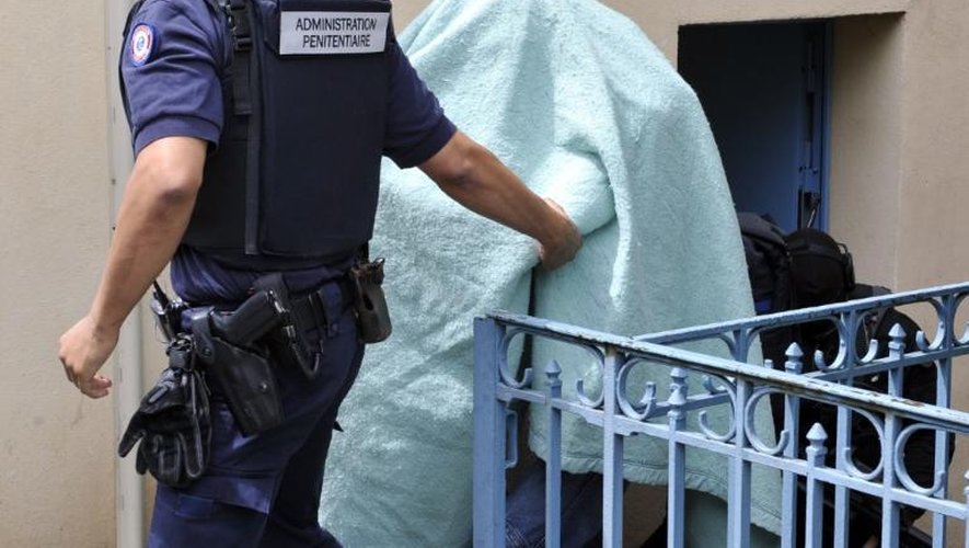 Matthieu, le meurtrier présumé d'Agnès Marin, à la sortie le 18 juin 2013 du tribunal au Puy-en-Velay