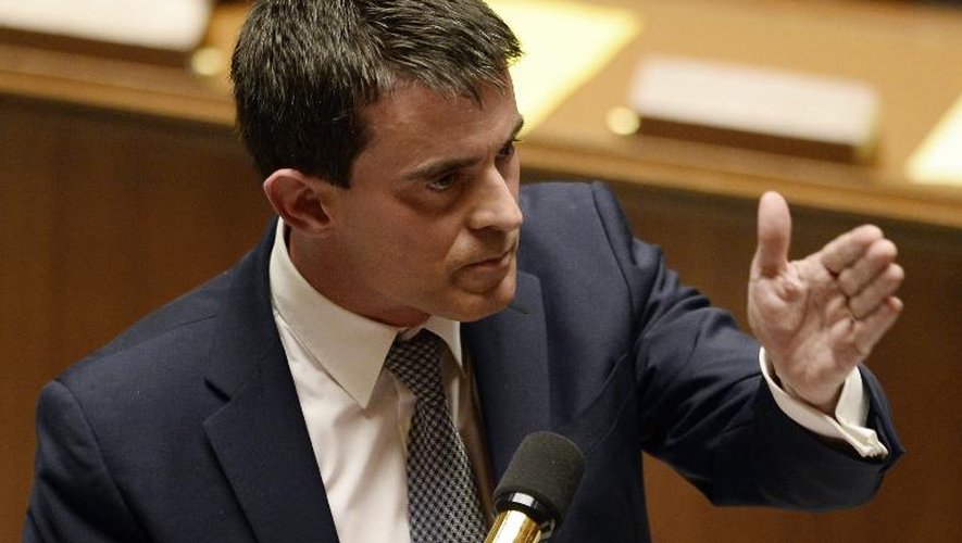 Le Premier ministre Manuel Valls prononce son discours de politique générale devant l'Assemblée nationale, le 8 avril 2014