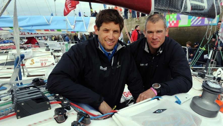 Les skippers Erwan Tabarly et Thierry Chabagny, le 3 avril 2016 à Concarneau