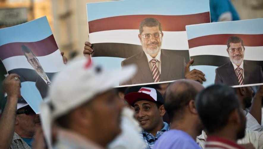 Des sympathisants du président égyptien Mohamed Morsi, au Caire, le 28 juin 2013
