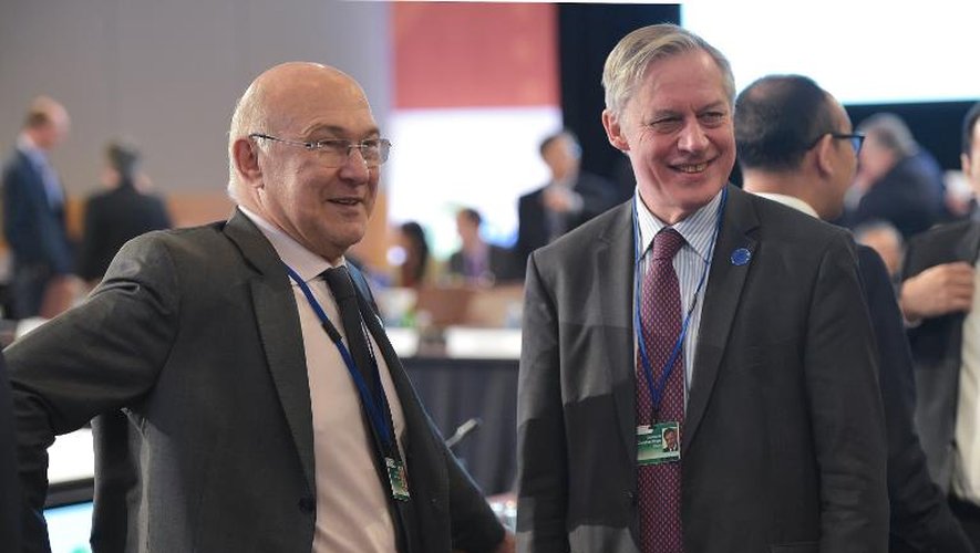 Michel Sapin et Christian Noyer le 10 avril 2014 pour le G20 à Washington